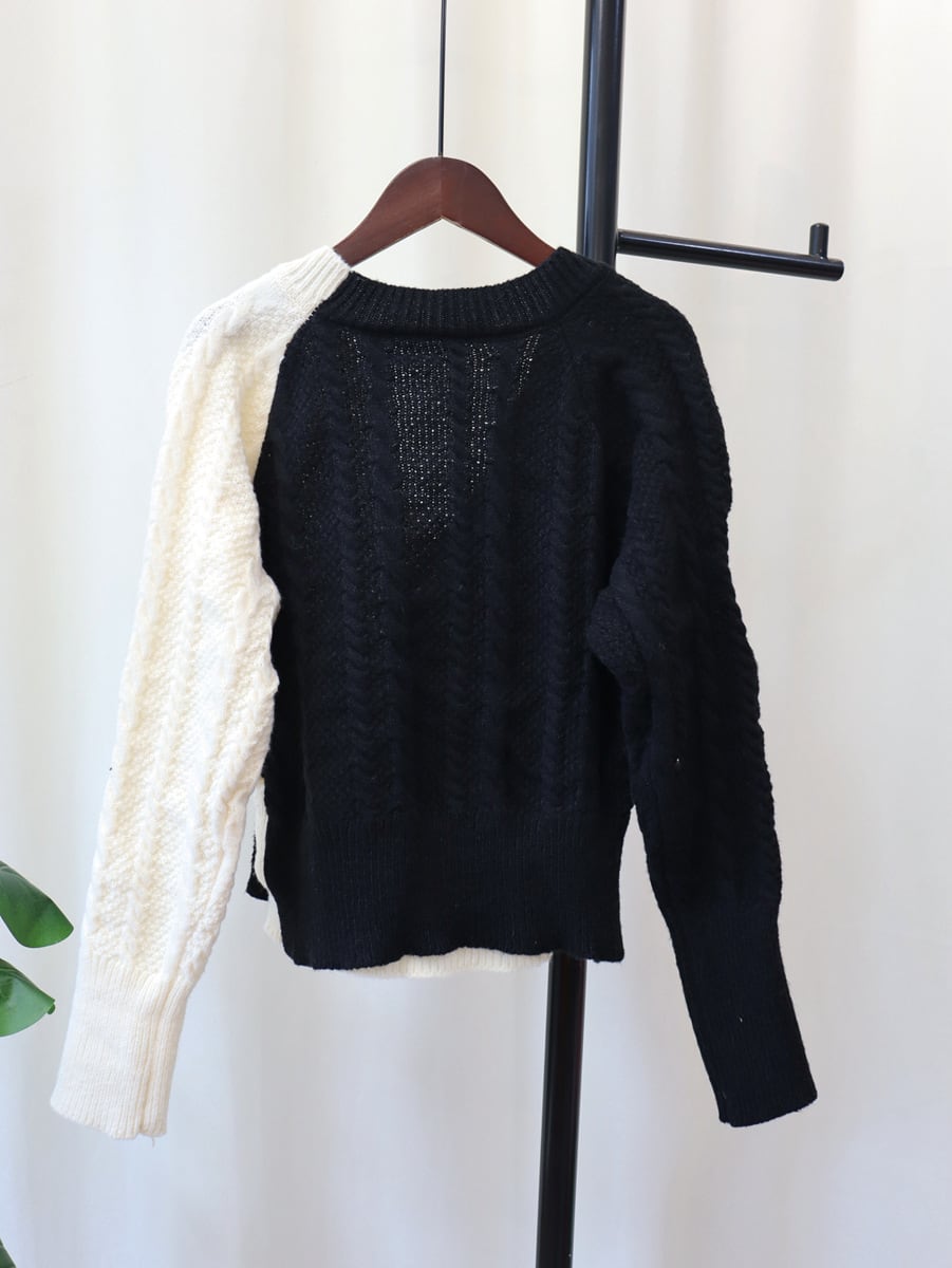 【outer】ドッキングVネックニットセーター　M18063