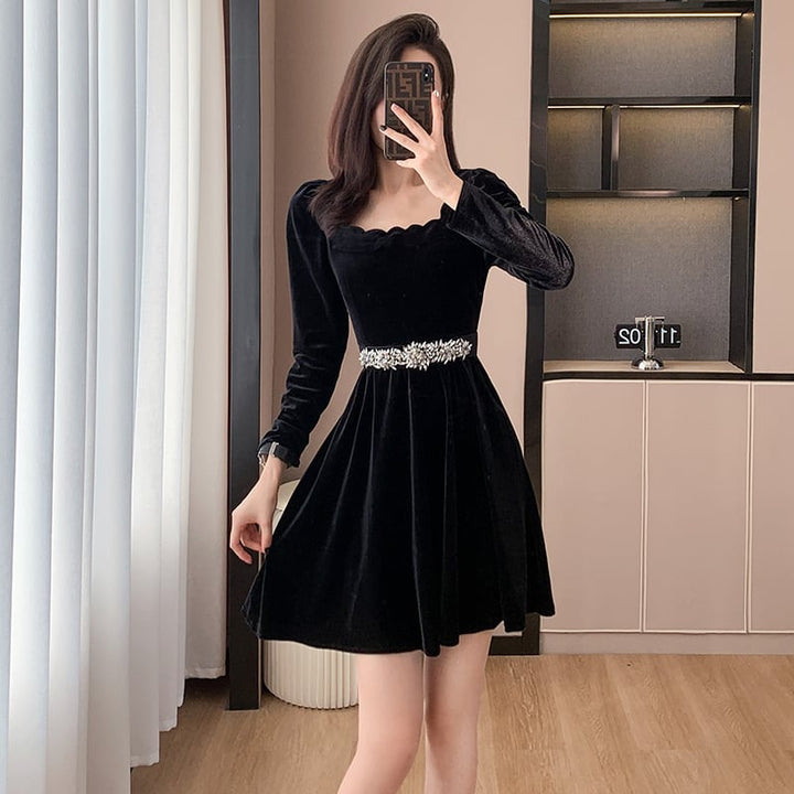 【dress】デートワンピースベルト付き　M17987