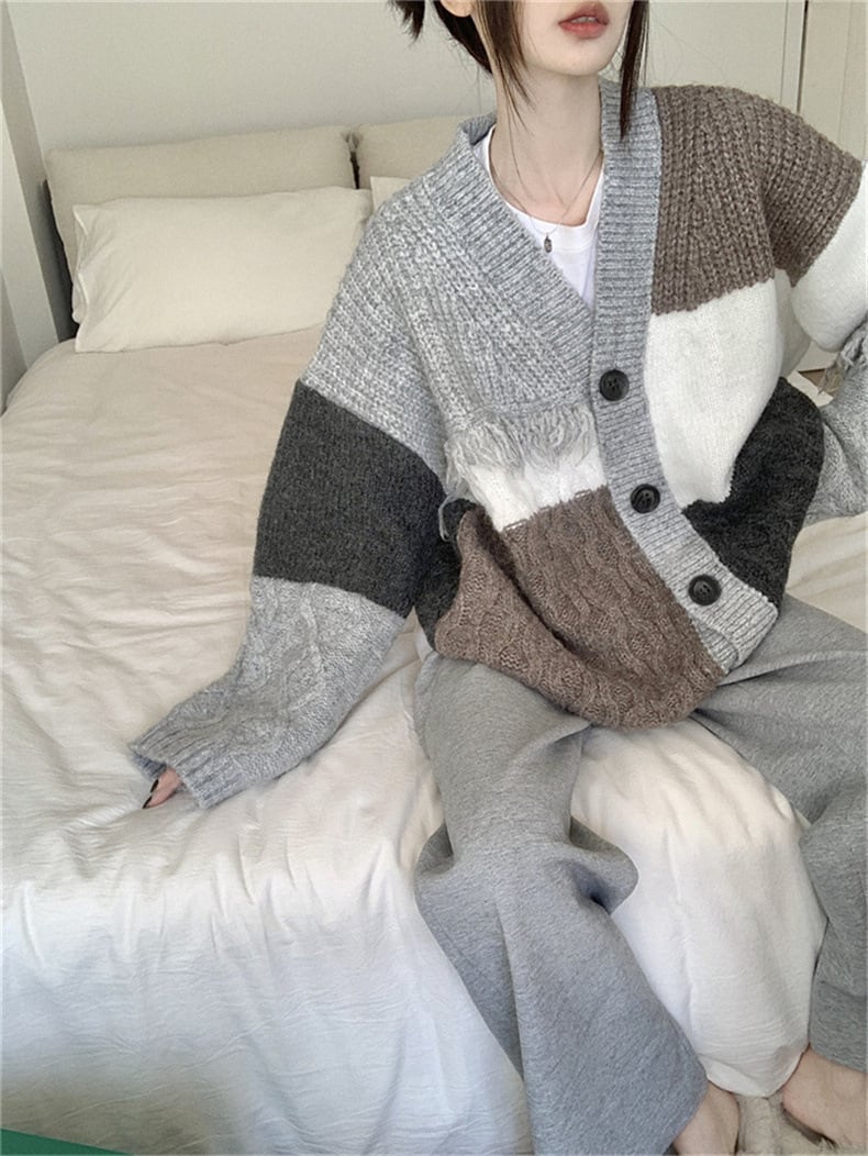 【outer】ドッキングVネックニットカーデ　M17943