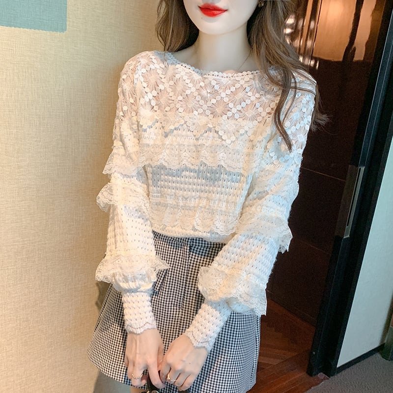 【tops】レースドッキングフリルトップス　M18402