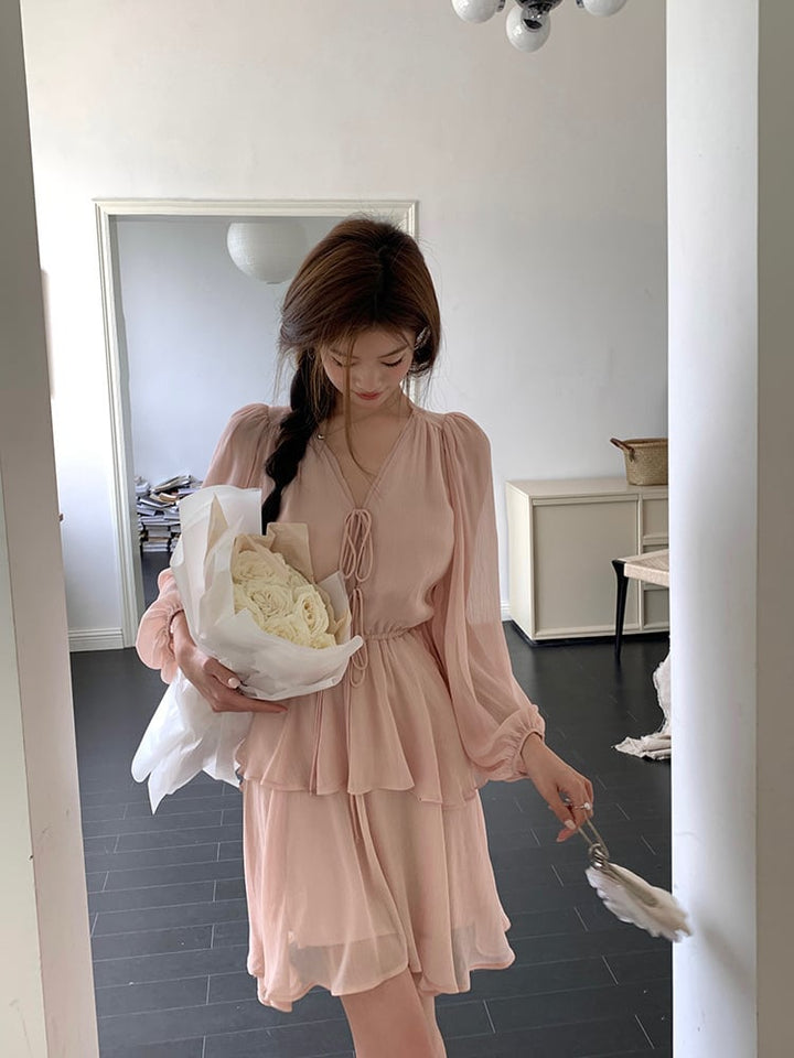 【dress】柔らかくて優しい印象Vネックデートワンピース　M17013