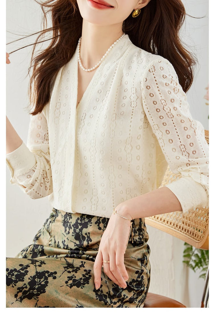 【tops】人気アイテム ! エレガントVネックシャツトップス　M17044