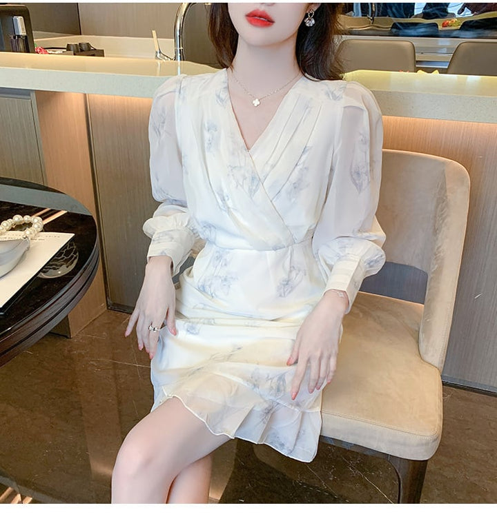 【dress】大人らしい Vネックマーメイド花柄ワンピース　M17259