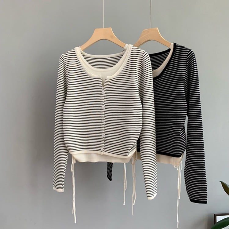 【tops】ボーダー柄切り替えニットトップス　M26522