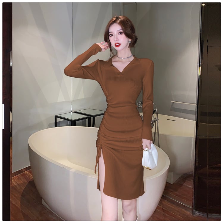 【dress】話題沸騰中 オシャレスリットニットワンピース　M17466