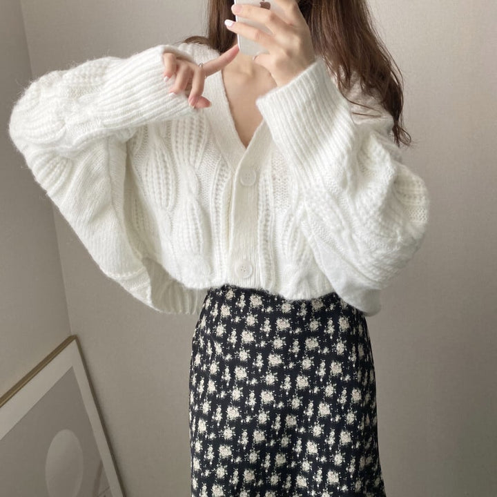 【outer】Vネックニットカーデ　M26658