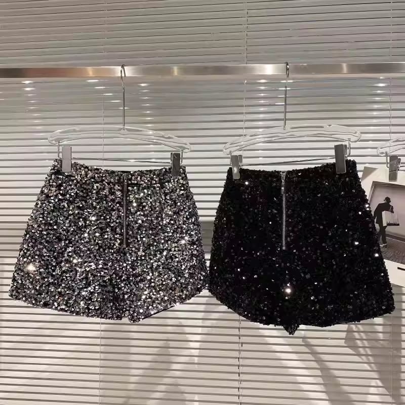 【bottoms】スパンコール付きショートパンツ Q7748