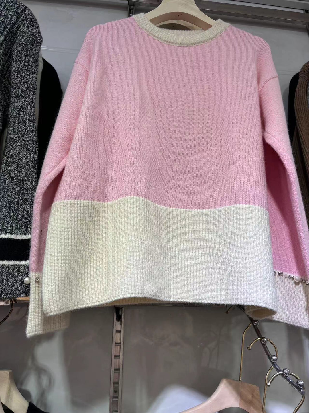 【tops】パール配色ニットセーター　M26767