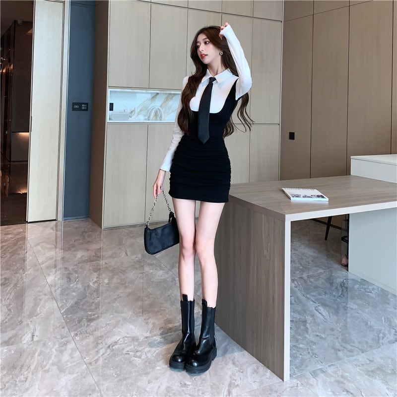 【dress】大人らしい 切り替えデートワンピース着瘦せ　M17139
