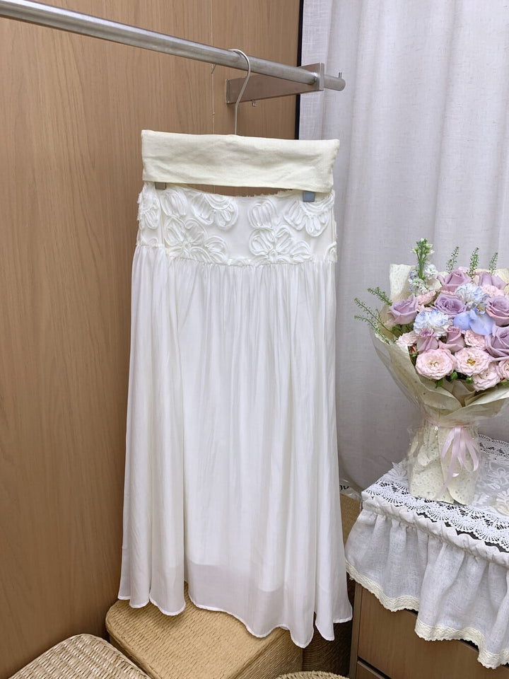 【set】立体感フラワートップス×ロングスカートセット     N3577