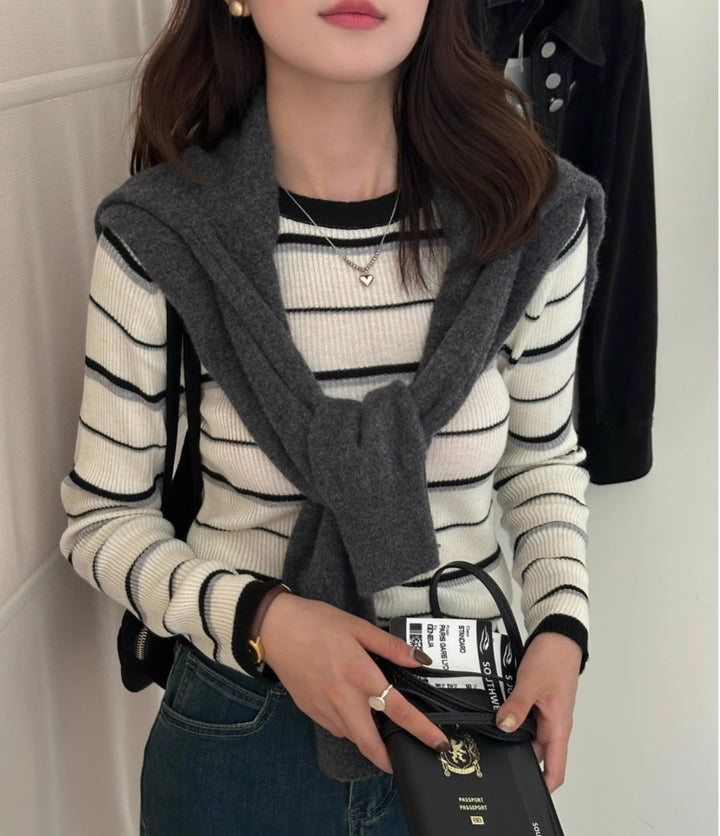 【tops】ボーダー柄ニットトップス　M27610