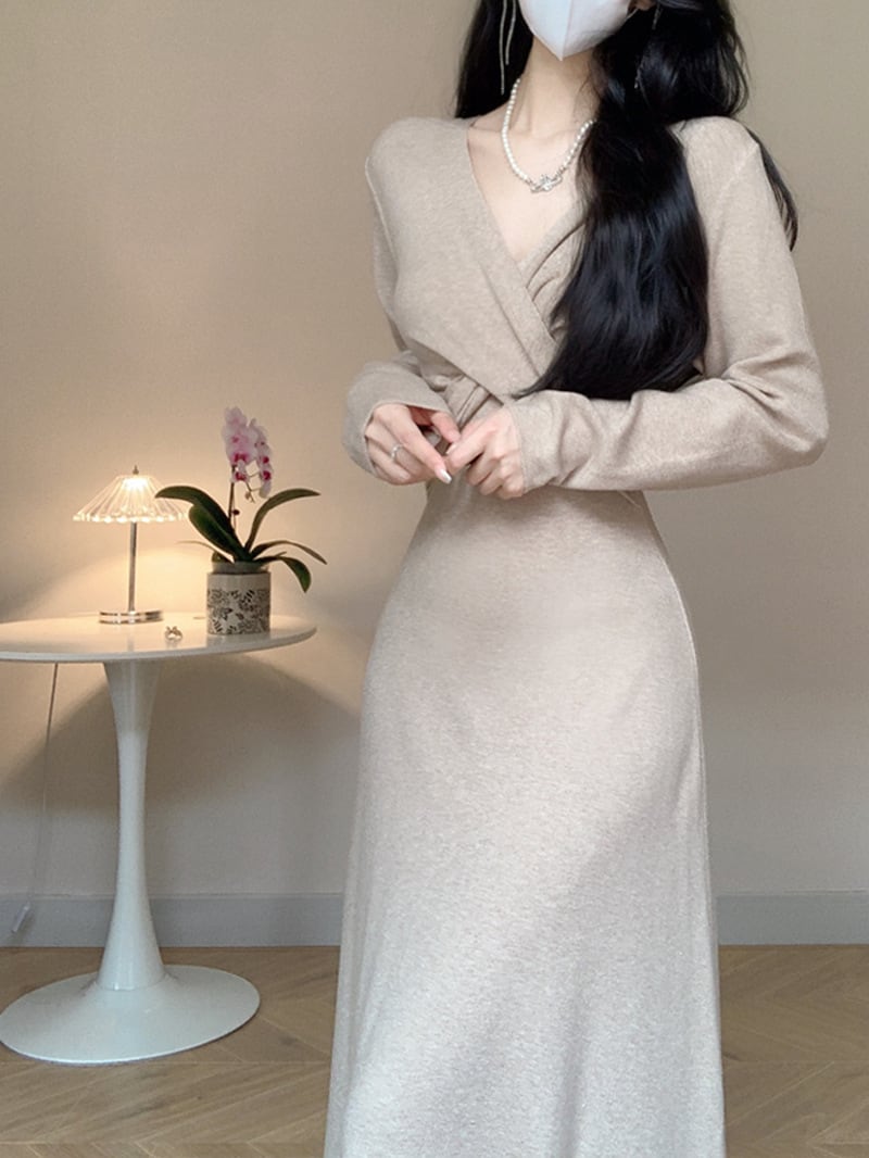 【dress】Vネックニットワンピース　M18047