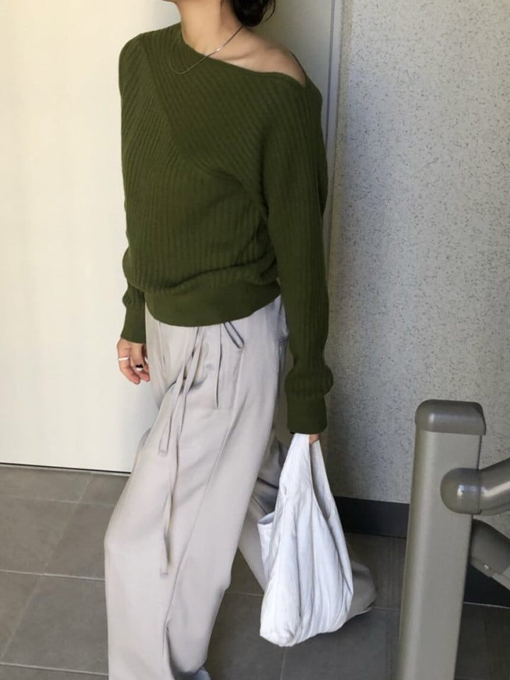 【tops】オフショルダーニットセーター　M27100