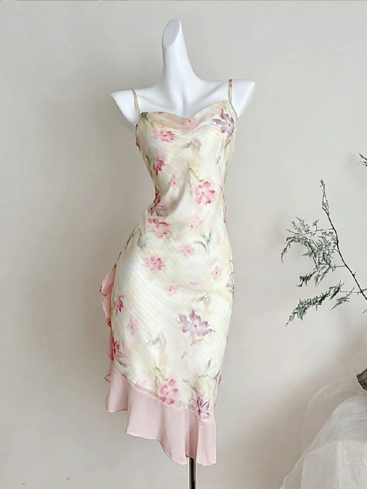 【dress】フラワー柄キャミワンピース Q8544