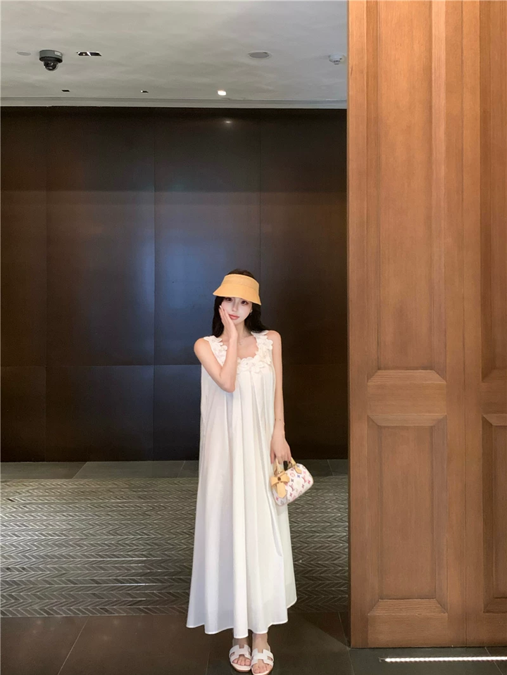 【dress】立体感フラワーロングキャミワンピース Q8570