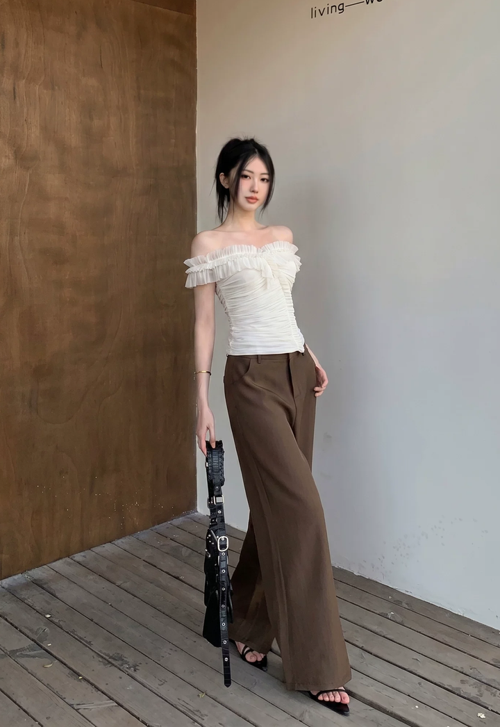 【tops】オフショルダーギャザーフリルトップス Q8583