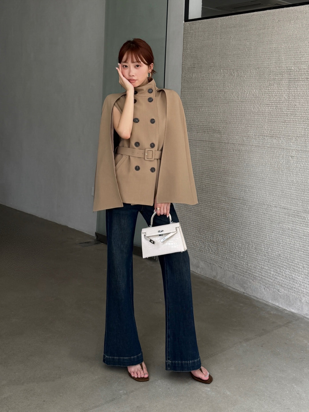 【outer】2色展開ケープコート Q8986