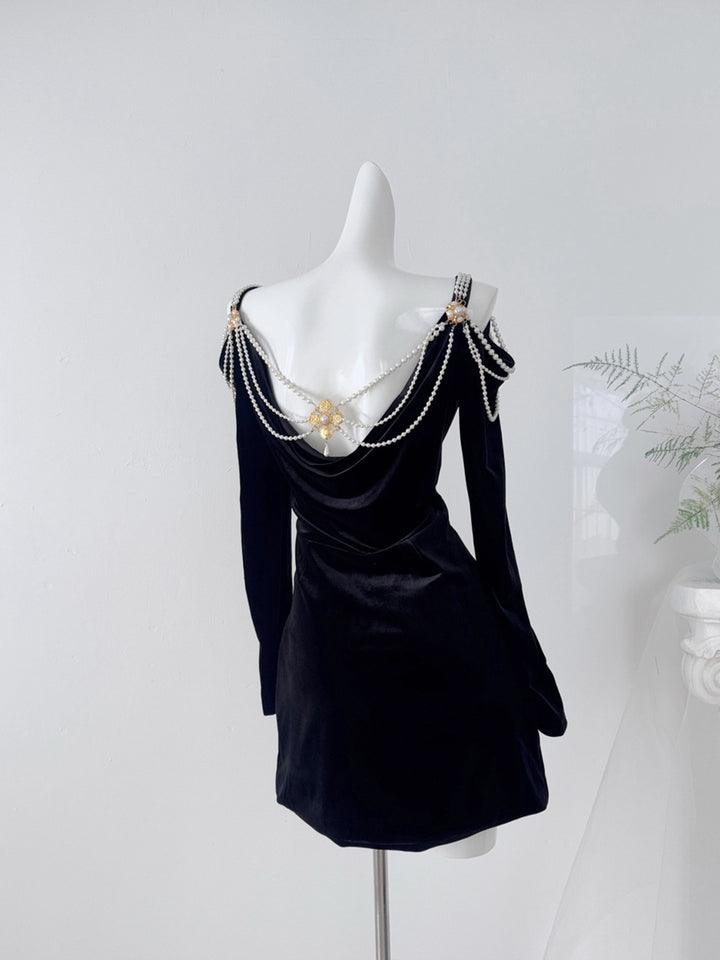 【dress】パールチェーン付きベルベットワンピース Q9103