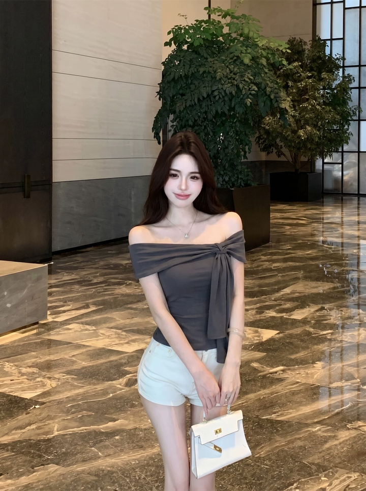 【tops】オフショルダートップス Q8557