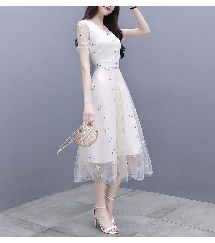 【dress】話題沸騰中 オシャレスウィート花柄ワンピース　M16806