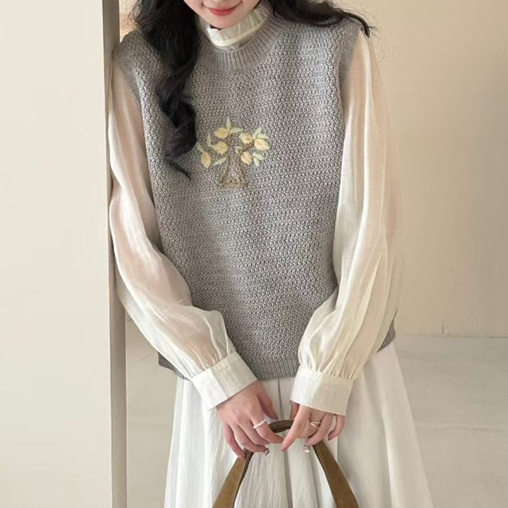 【tops】刺繡柄ニットベスト Q8127