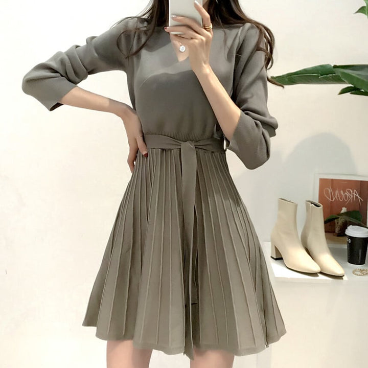 【dress】Vネック無地ニットワンピース　M17900