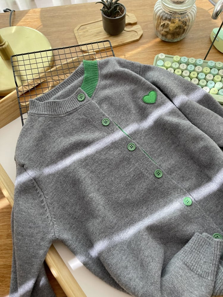 【outer】刺繍ニットカーデ　M18107