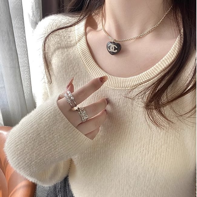 【tops】無地ニットトップス　M26692