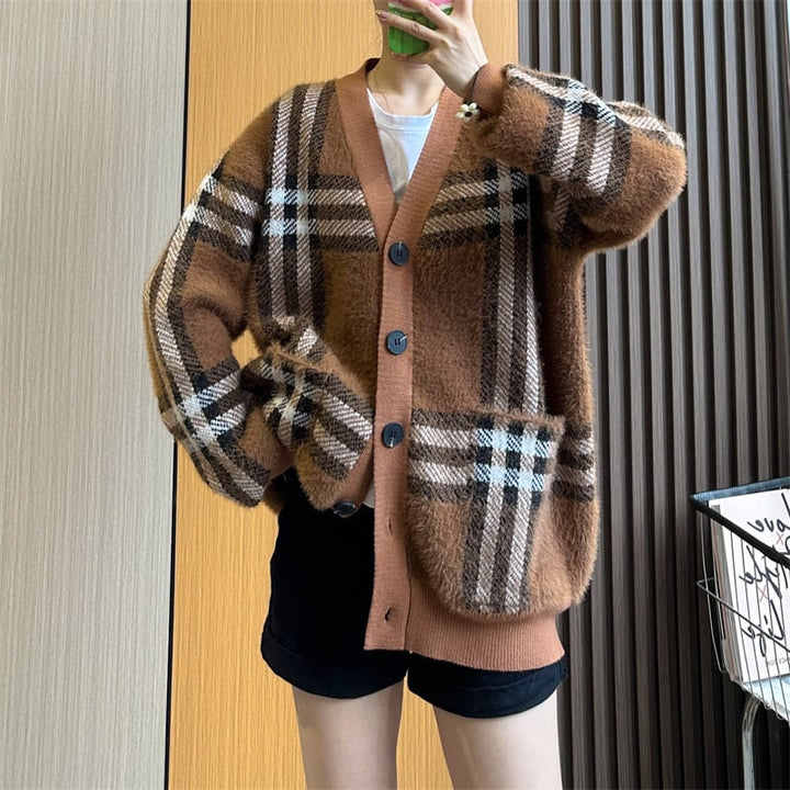 【outer】Vネックチェック柄ニットカーデ　M17929