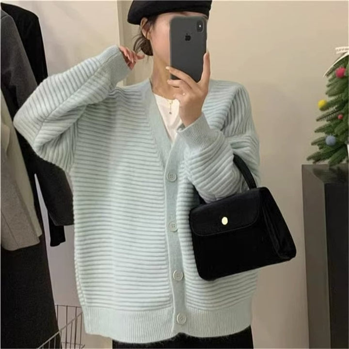 【outer】Vネックニットカーディガン　M17793