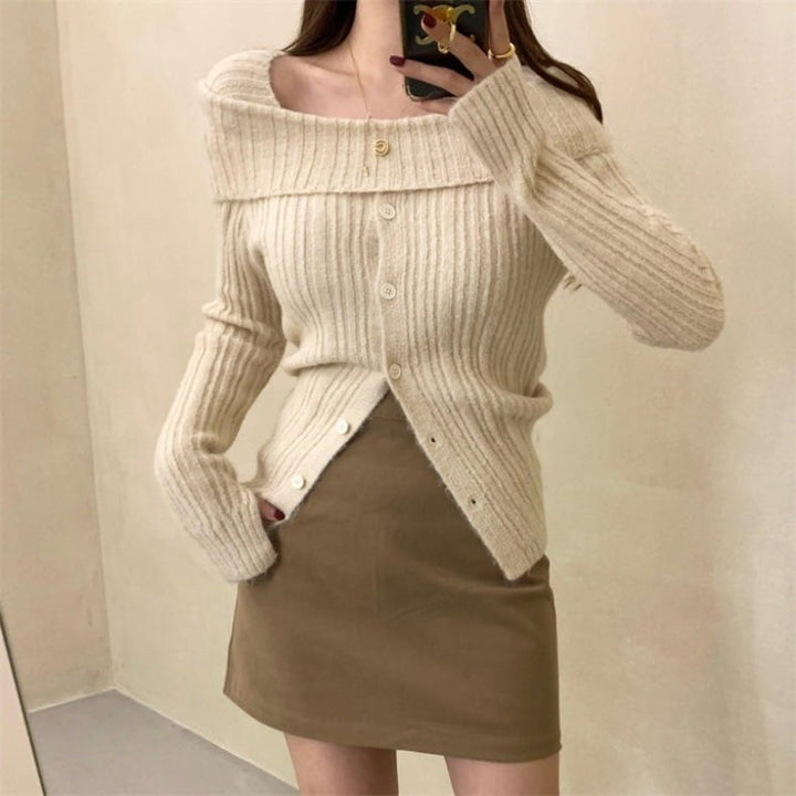 【outer】ボタンデザインニットボートネックトップス　M17701