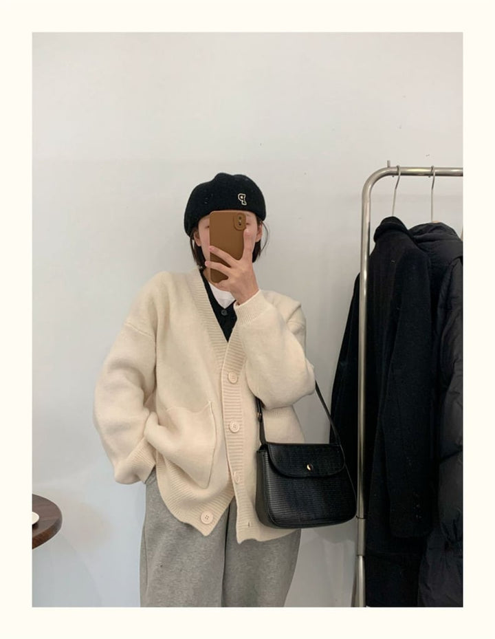 【dress】無地Vネックニットカーディガン　M17703