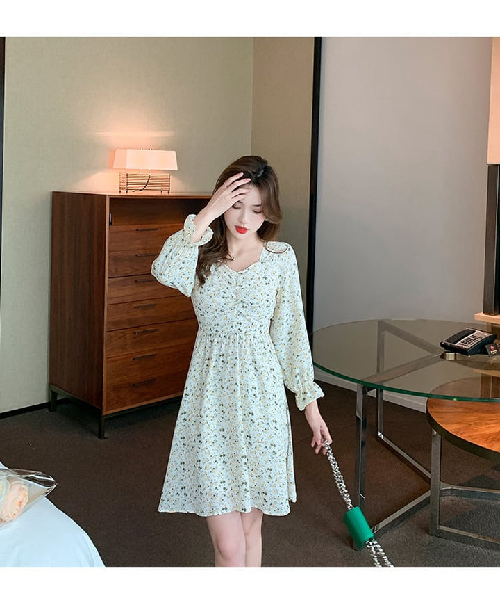 【dress】好感度UP一目惚れ清新花柄ワンピースオシャレ　M17068