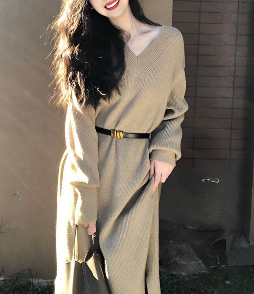 【dress】Vネックロング丈ニットワンピース　M17810