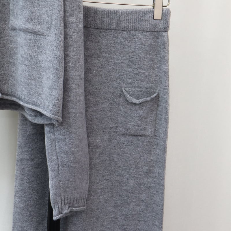 【set】ニットカーデ×スカートセット　M26534