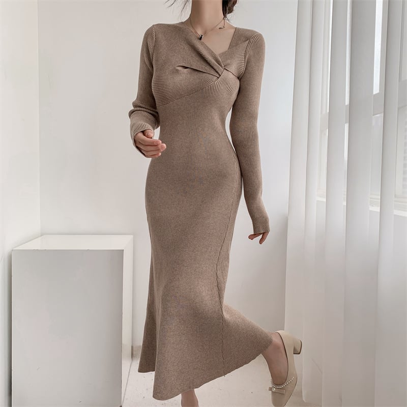 【dress】細身効果抜群♪エレガントニットワンピース　M17484