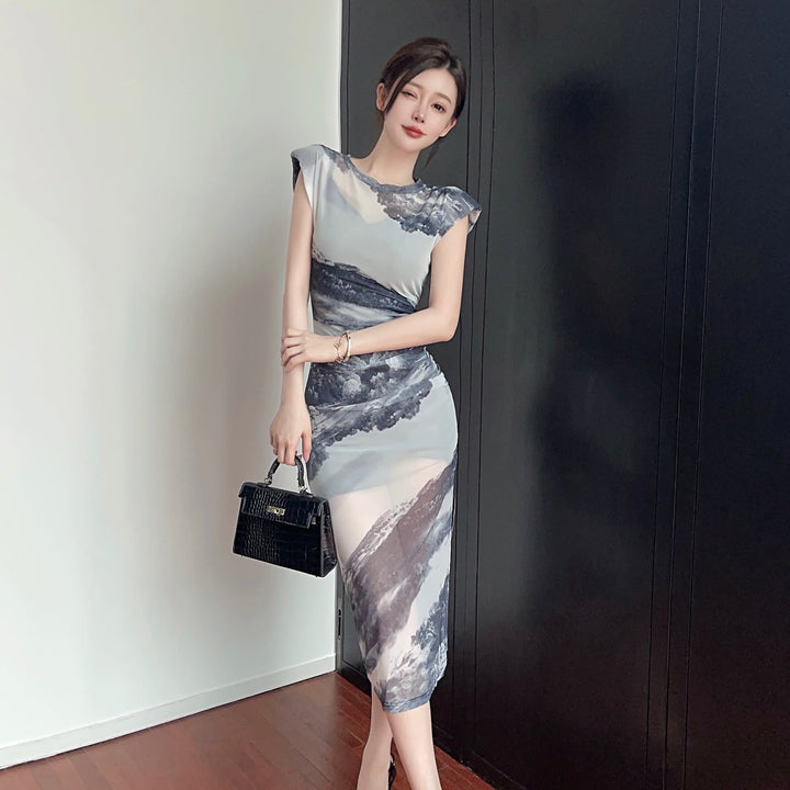 【dress】人気を独占中 プリントデートワンピース着瘦せ　M17005