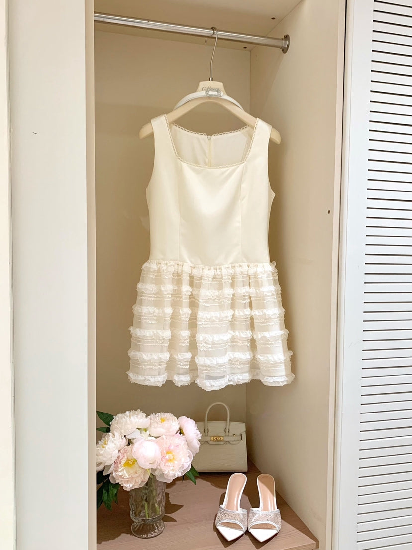 【dress】ノースリーブティアードワンピース Q8687