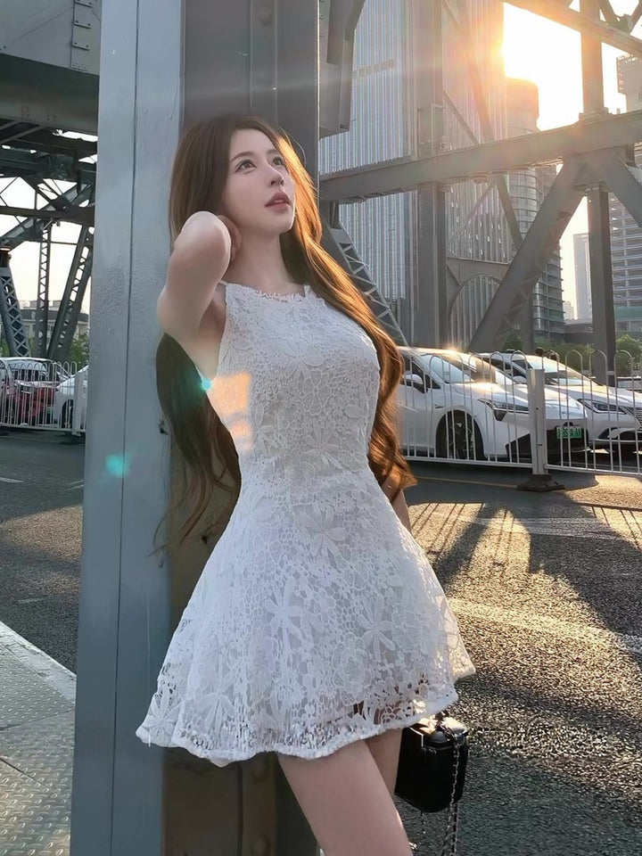 【dress】ベルト付きノースリーブレースワンピース Q8755