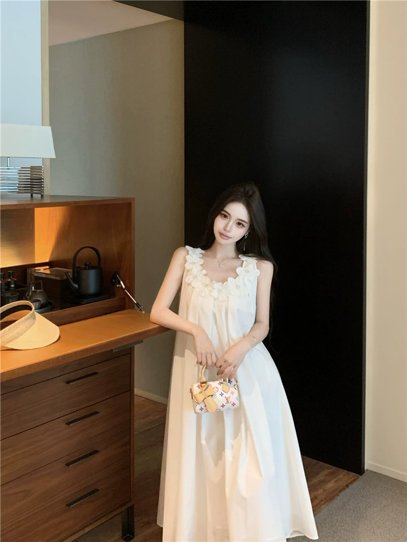 【dress】立体感フラワーロングキャミワンピース Q8570