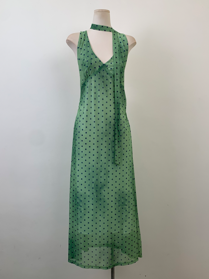【dress】スカーフ付きドット柄ホルターネックロングワンピース Q8533