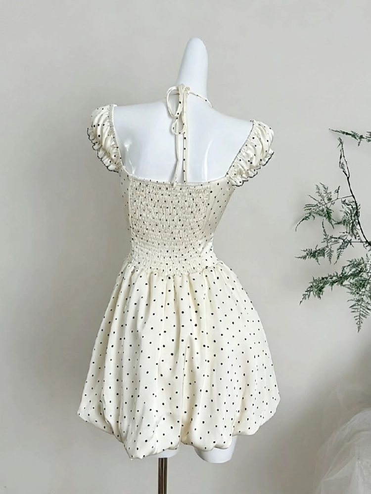 【dress】ドット柄バルーンワンピース Q8554
