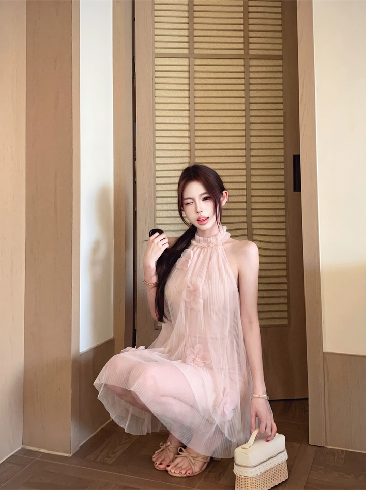 【dress】立体感フラワー付きチュールミニワンピース Q8556