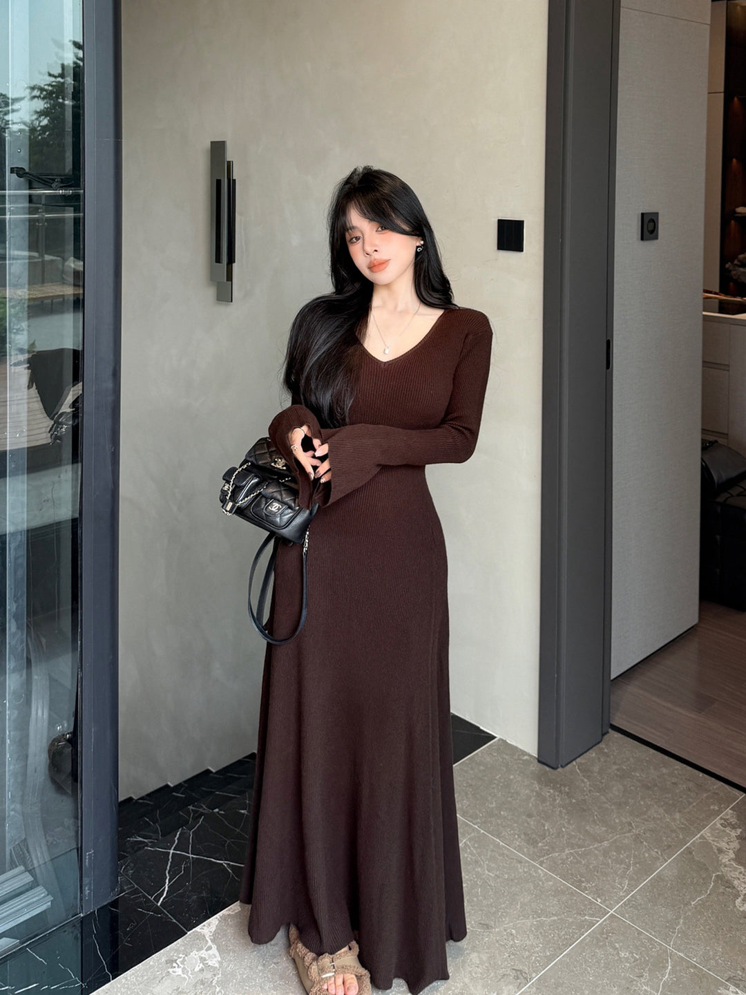【dress】Vネックロングニットワンピース Q9181