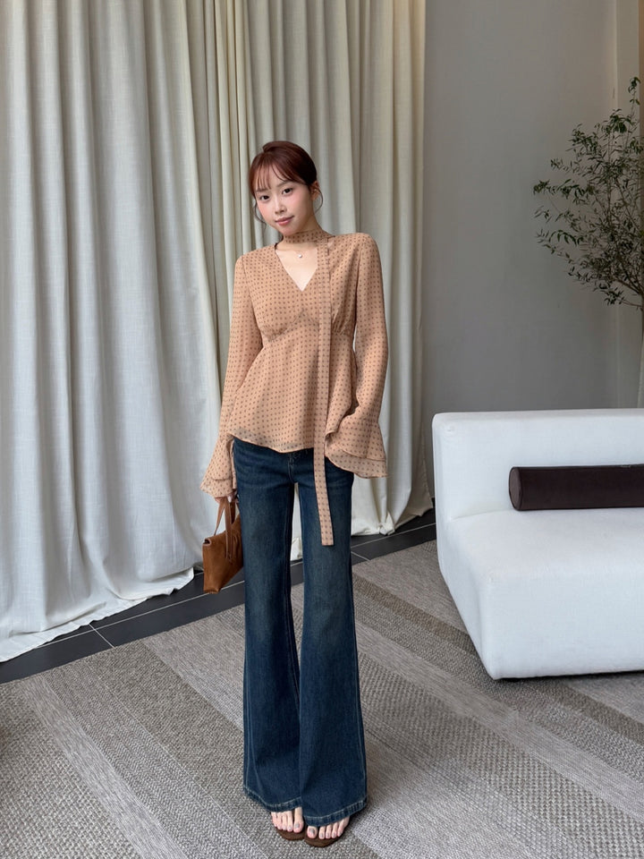 【tops】スカーフ付きvネックトップス Q9048