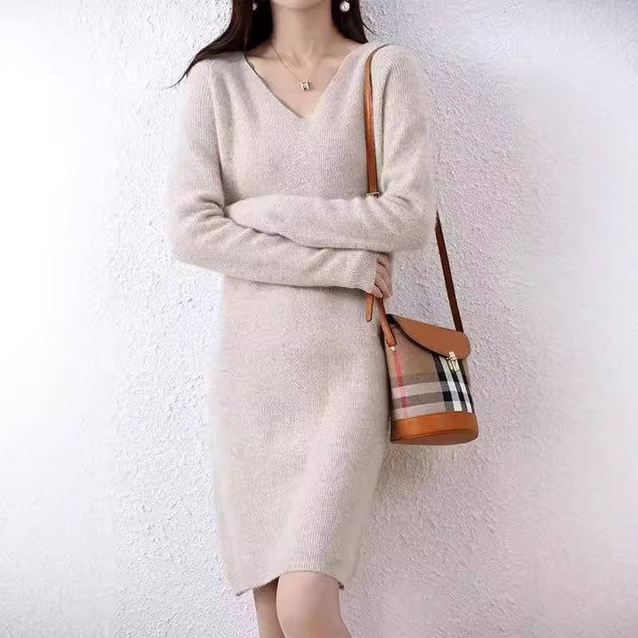 【dress】Vネックニットワンピース　M25913