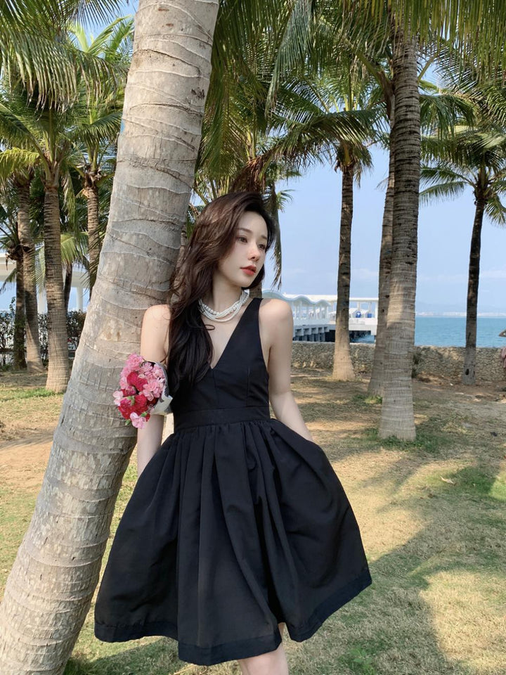 【dress】好感度UPVネックエレガントデートワンピース　M17459