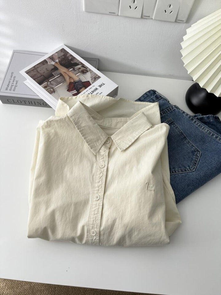 【tops】POLOネック刺繍シャツ　M29906