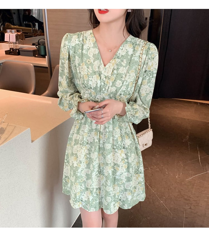 【dress】おしゃれ大人気Vネックスウィート花柄ワンピース　M17244