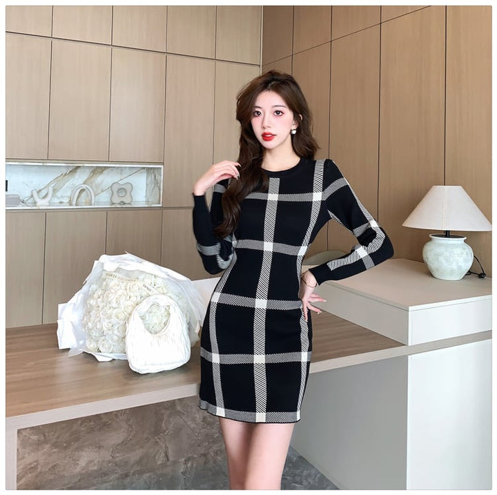 【dress】韓国系チェック柄ニットワンピース着瘦せ　M17626